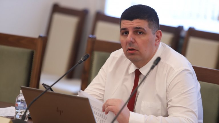 От "Демократична България" са убедени, че има достатъчно будни граждани, които са доста чувствителни на темата геополитическа и енергийна независимост на страната