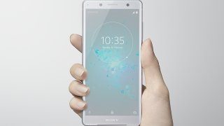 Xperia_XZ2 Compact_White Silver_InHand