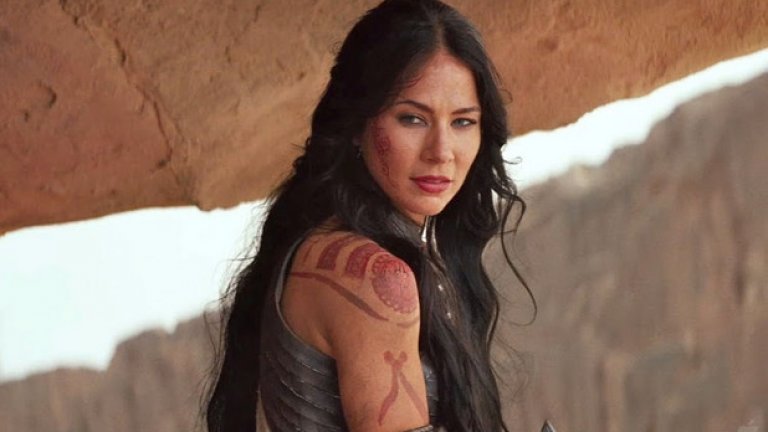 7. Лин Колинс в ""Джон Картър" (2012)Лин Колинс играе Дея Торис в "Джон Картър". Първоначален приблизителен бюджет: 250 млн. долара. Световен приход: 284,1 млн. долара. Добавен световен приход: 292,4 млн. долара