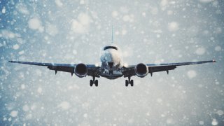 Мистерия на самолет „Дъглас C-54D“, изчезнал в ледената канадска пустош с 44 души на борда