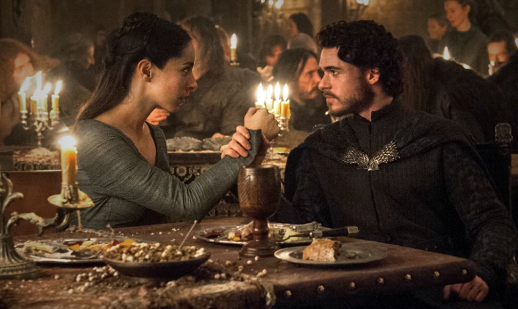 Game of Thrones, сезон 3
Това, че сериалът на HBO е нещо различно, стана ясно още в първия сезон. Постепенно обаче епизодите се превърнаха в световна мания и вина за това имат Питър Динклидж, Лена Хийди, Кит Харингтън, Емилия Кларк и цяла поредица зв