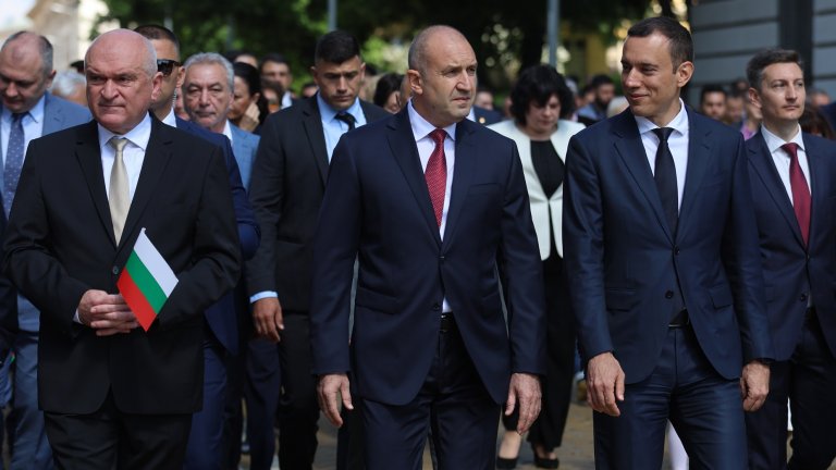 Празничното шествие за 24 май в София (снимки)