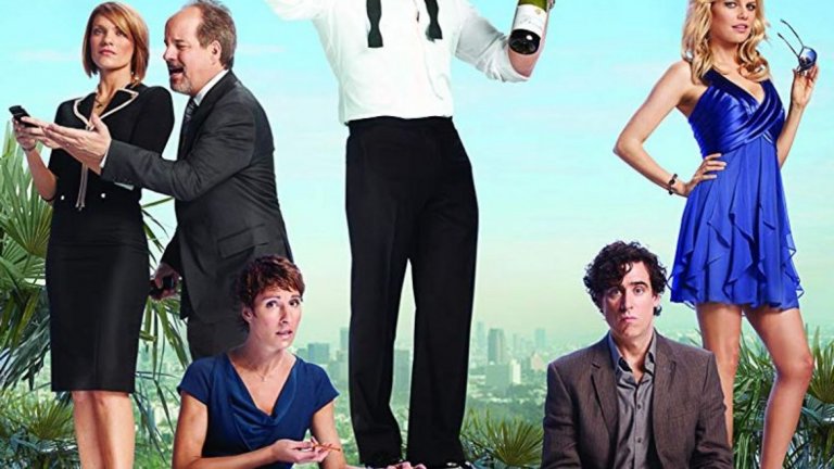 6. Episodes (2011-2017) 
Голямото завръщане на Лебланк е един ироничен поглед към собствения му живот. Комедийният "Episodes" разказва за семейна двойка от Великобритания. Те са сценаристи на успешен сериал на Острова, на който холивудски продуцент иска да направи американска версия. Естествено, направени са множество промени, а една от тях е наемането на Мат Лебланк в главната роля. Тук истинският Лебланк играе една преиначена версия на себе си - застаряващата егоцентрична звезда с един развод зад гърба си, търсеща нова голяма роля и преследвана от феновете на "Приятели".
Това изпълнение е толкова успешно, че носи на Лебланк (истинския, не този от сериала) наградата "Златен глобус" - най-голямото отличие в неговата кариера, както и още няколко номинации за "Еми". Ако искате една странна смесица между английски и щатски хумор и поглед зад това колко абсурдно се създава един сериал - дайте шанс на "Episodes" и неговите пет сезона.