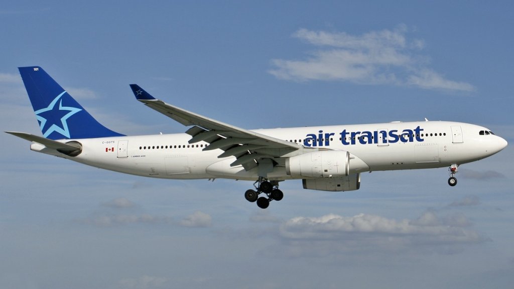 Air Transat Airbus A330-243