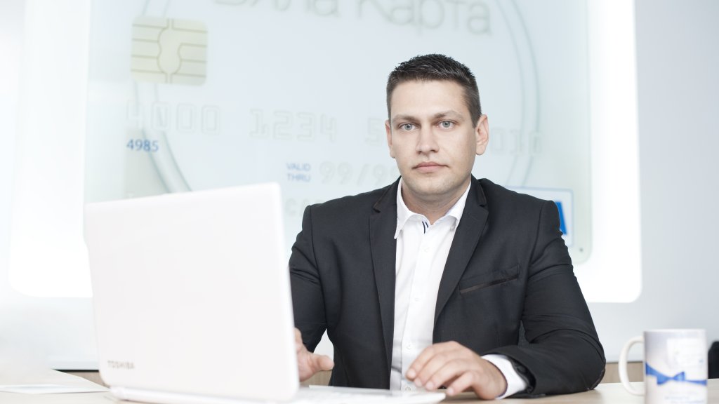 Access Finance, Цветан Кръсев
