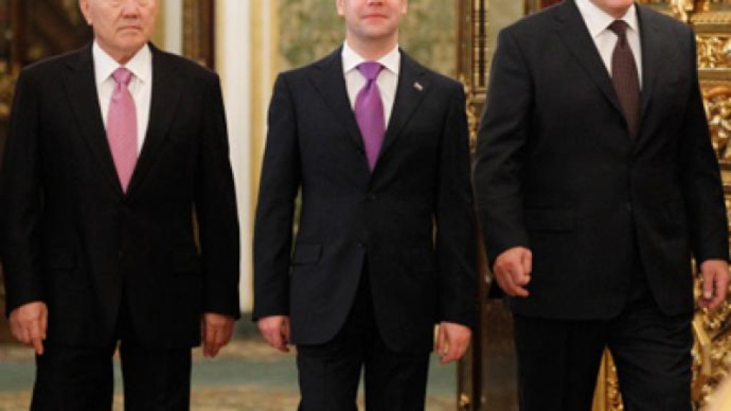 lukashenko-aleksandr-dmitry-nursultan.si