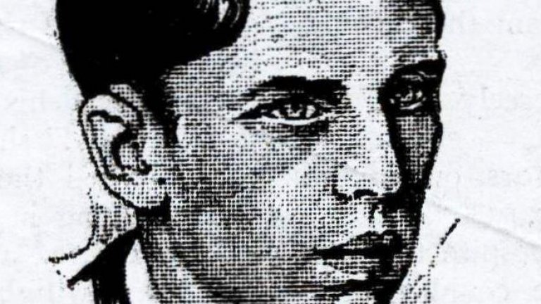 Ако има писател, който наистина е запленен от идеята за пътуването във времето, то това е Клифърд Саймък. Роденият в Уисконсин  писател (щатът ще се превърне в основна арена за повечето от романите му) е силно повлиян от произведенията на Хърбърт Уелс и това оказва сериозно влияние за него. В романите си той се придържа към т.нар. "реалистична фантастика" - с други думи нито една лансирана от него идея не е просто хвърчаща мисъл - тя има своето обяснение и смислова логика. Саймък пише още силно за теми като човешката индивидуалност, търсенето на вярата, свободата и психологическите скитания на самотния човек. Горещо препоръчваме "Резерватът на Таласъмите", "Градът" и "Отново и отново".