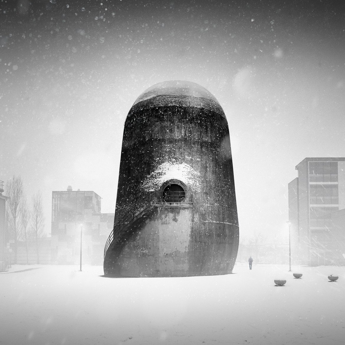Категория "Архитектура": Андреас Поул, германец, със снимката "Мъжът и мистериозната кула"