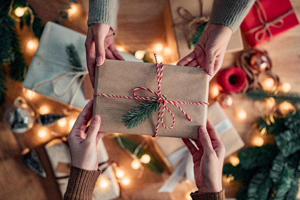 коледа, подаръци, любов