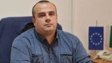 Емил Ненков се задържа 10 месеца на поста си