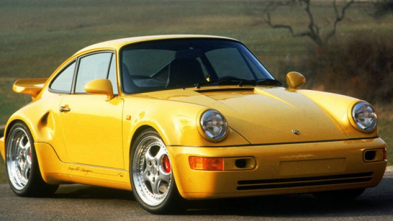 964 Turbo S (1992)
Първият Turbo S се отличава със спартанско обзавеждане на купето и по-ниска стойка. Мощността му е 376 конски сили, производството на Turbo S продължава една година и са сглобени около 80 коли.