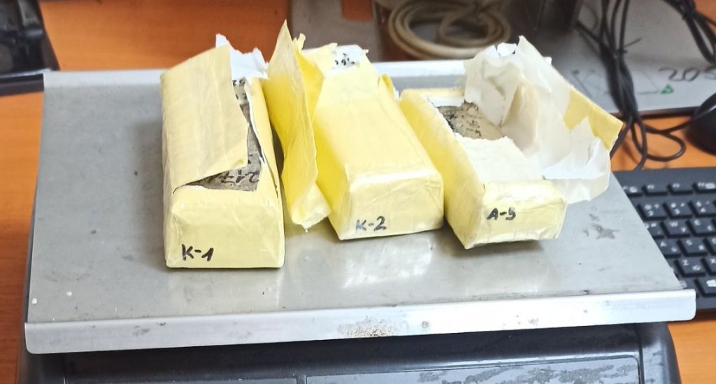 На "Капитан Андреево" задържаха кокаин и злато за над 1,4 млн. евро