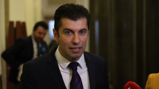 Той допълни и че вече са обсъждани финансови мерки за подпомагане на бизнеса