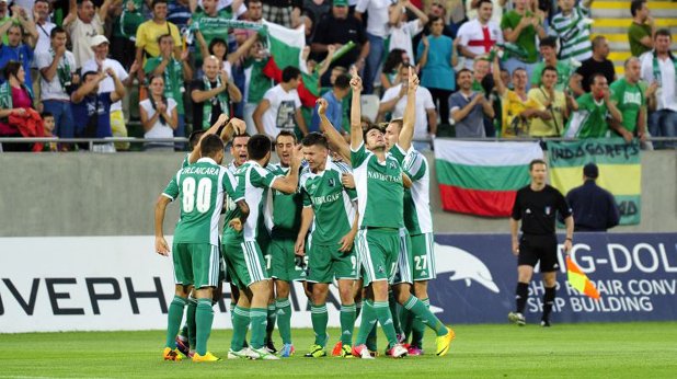 Но спомените от триумфите миналия сезон трябва да окрилят българския отбор.