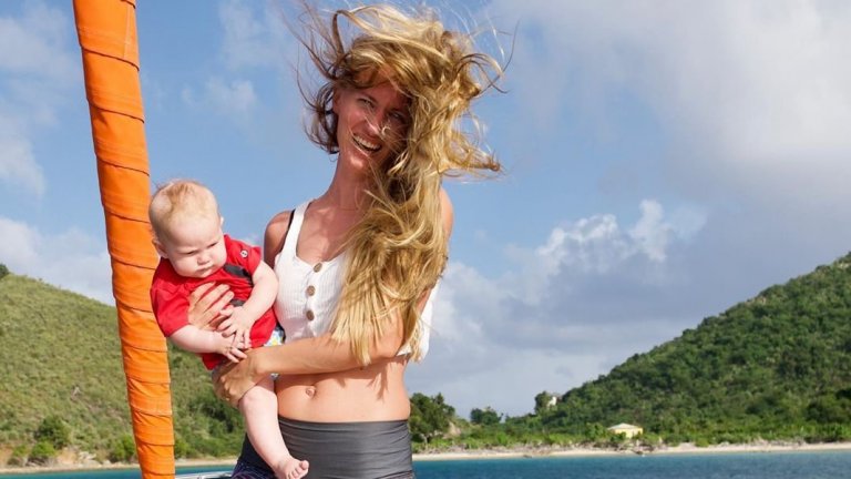 Те са потеглили на приключение, но коронавирусът ги е сварил по средата на пътя им