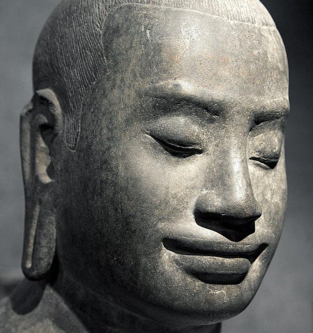 800px-JayavarmanVII