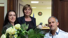 Призът е за министърката на спорта Марияна Георгиева