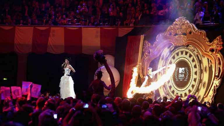 Хайди Клум беше домакин на церемонията