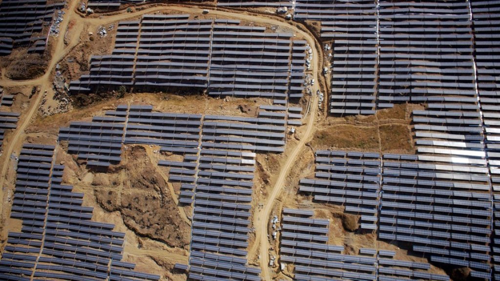 China's largest mountaintop solar power station nears completion amid efforts on emission-cut pledge