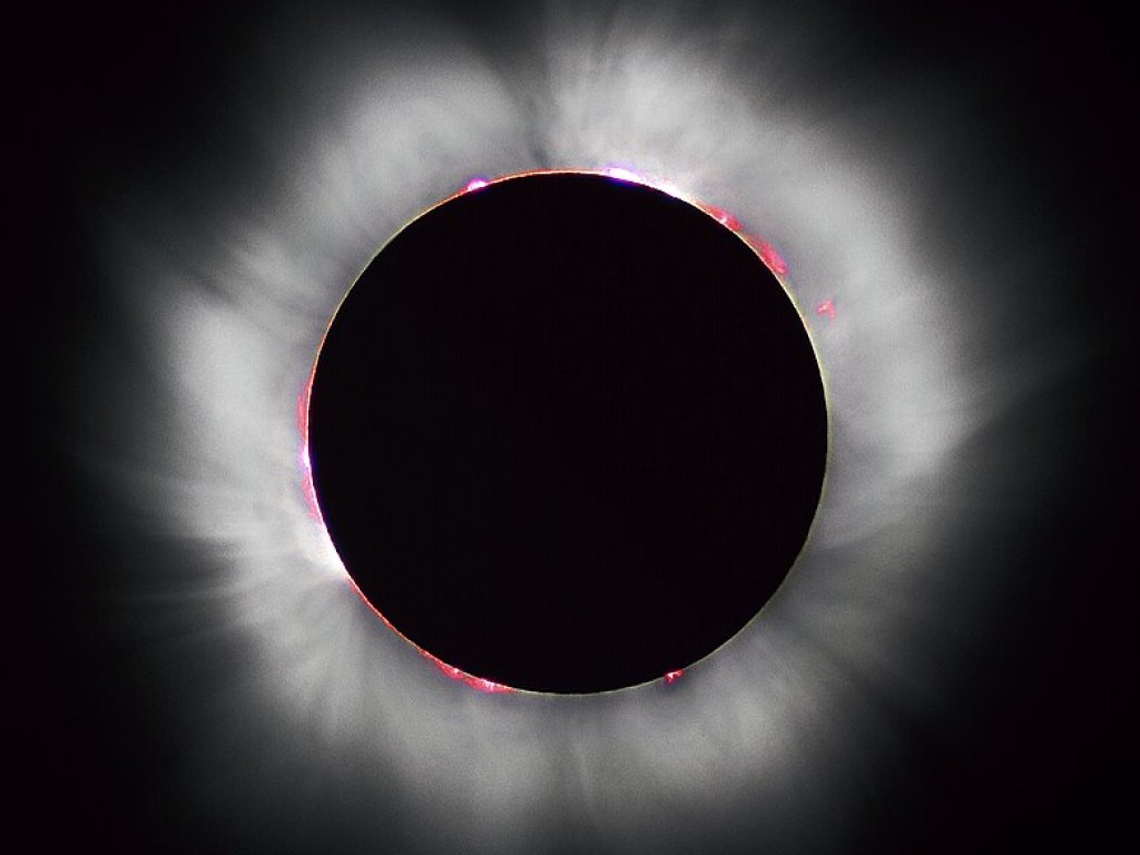 Solar_eclipse_1999_4