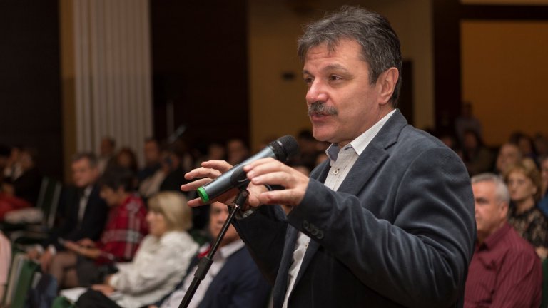 Възможно е около 50 на сто от българското население да е невъзприемчиво към COVID-19