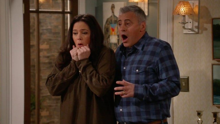 9. Man with a plan (2016-) 
Най-пресният проект на Лебланк отново е комедиен сериал, макар и в по-традиционния американски формат. "Man with a plan" разказва за Адам (Лебланк) - строителен работник с три деца, който трябва да се справя с предизвикателствата на родителството. Въпреки не особено позитивните оценки за този проект, CBS го подновиха и за трети сезон.