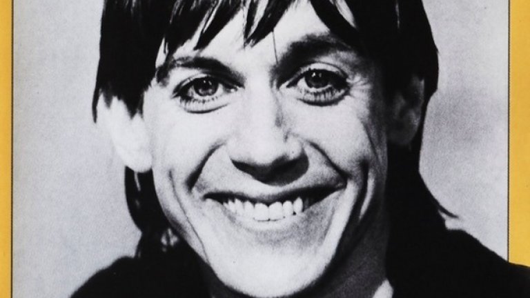 Iggy Pop – Lust for Life (1977)
Фотографът Андрю Кент показва един различен Иги Поп. В предишните си албуми той изглежда нагъл, гол и нацупен.