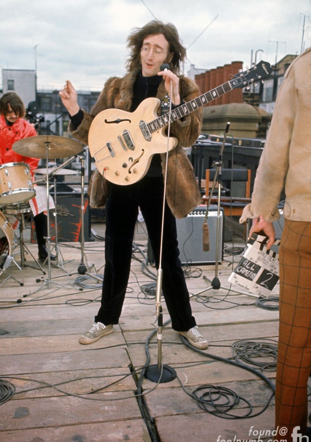 \"Когато правиш нещо доблестно или красиво, но никой не го забелязва, не се натъжавай. Слънцето изгрява всяка сутрин с красив спектакъл и все пак по-голяма част от неговата публика все още спи.\"