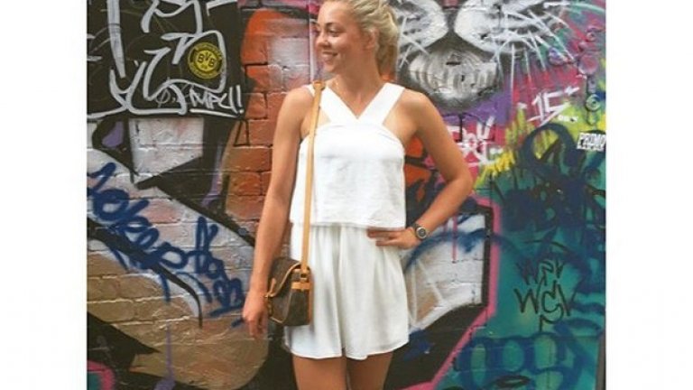 Карина е родена в Хамбург през 1995 г.