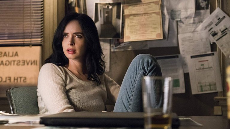 Jessica Jones 
Съдбата на сериала за Джесика Джоунс не е ясна, а трети сезон идва на екран този юни и е възможно да се окаже край на цяла една телевизионна ера. Възможно е обаче шоуто, което в момента е на Netflix, да бъде удължено.
Какво знаем за новия сезон? Джесика се изправя срещу свръх интелигентен психопат и има нужда от някои стари приятели за подкрепление, за да се справи с коварния враг. Джоунс се оказва въвлечена в приключение, което ще промени нея и живота й завинаги. Какви изненади са приготвили сценаристите – ще видим на 15 юни.