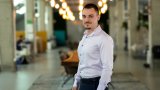 Историите на Стиляна Маркова и Алекс Чакъров са ярък пример