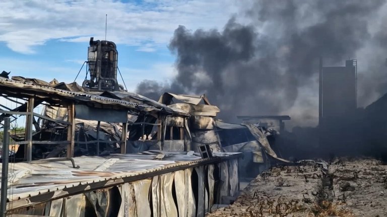 Отмениха бедственото положение заради пожара в Бяла
