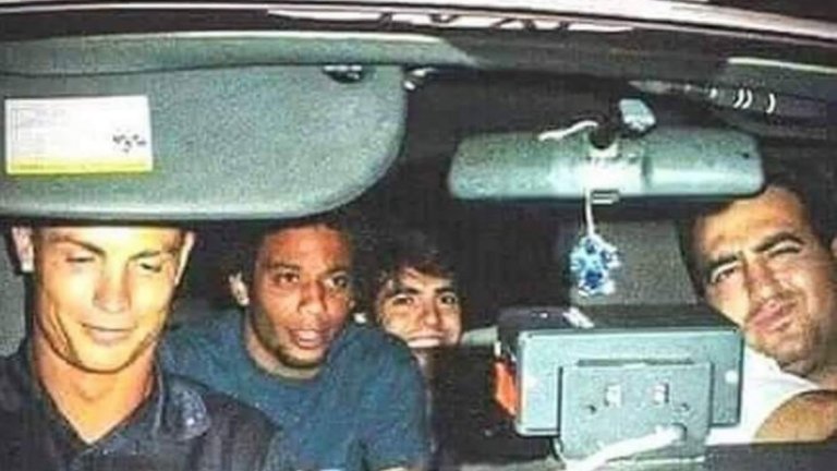 Най-щастливият таксиджия в историята – когато в колата ти се качат Кристиано Роналдо, Кака и Марсело.