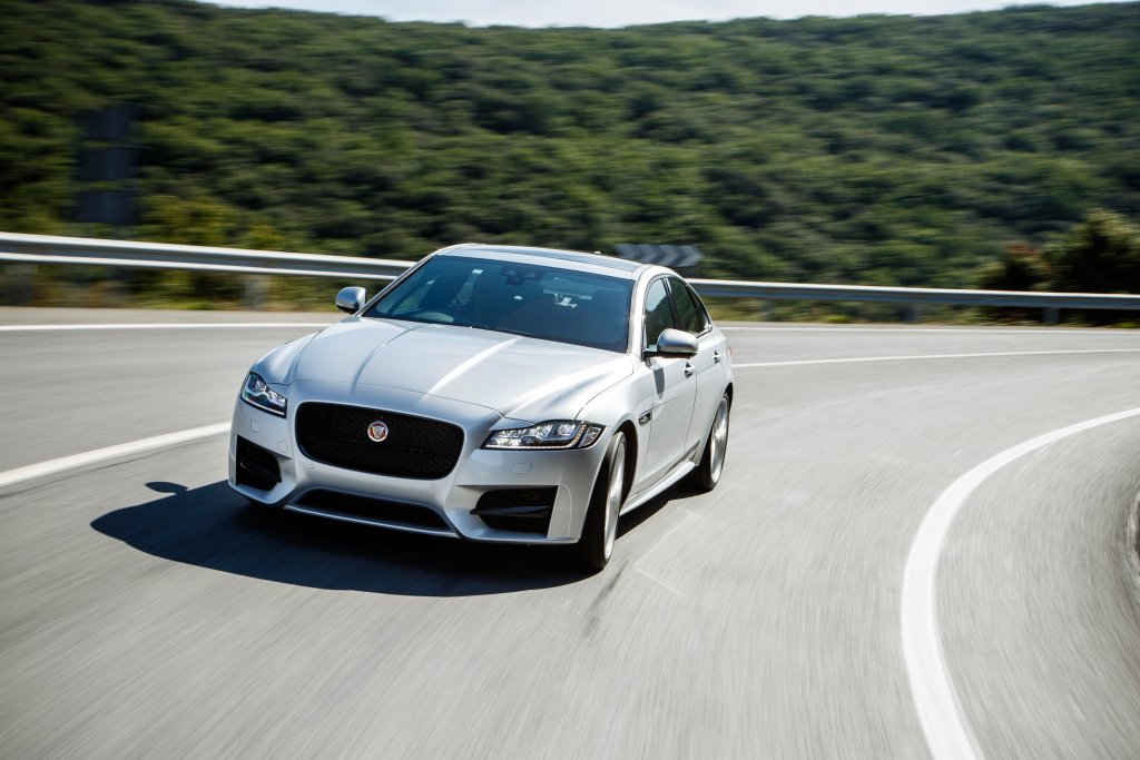 Jaguar, кола
