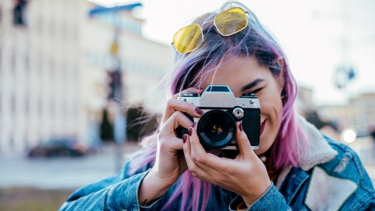 Gen Z и носталгията по един живот, който почти не помни