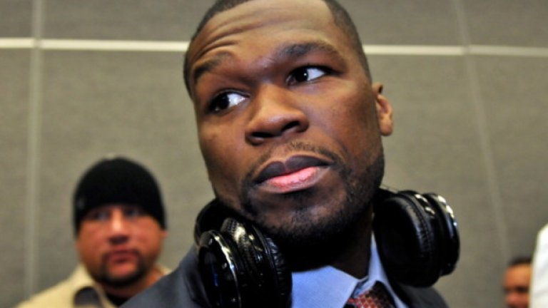 50 Cent
Най-добрият приятел на Флойд Мейуедър също се пише заклет плейбой. Рапърът с ник-нейм на монета обича да позира за снимки в имения, с много пари и красиви жени до себе си. Е, понякога се случва да се забърка и в някое съдебно дело, като например това миналата година, когато Ластония Левинстън го вкара в съда, защото пуснал онлайн секс видео, в което тя присъства... При което рапърът обяви фалит. Е, често се случва онези, които позират с големите пари и многото жени да са въздух под налягане. Явно понякога това е цената на титлата "плейбой".