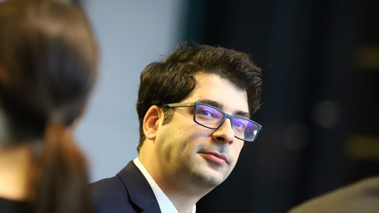 "Все пак успех на Гонзо, но посоката е само надолу"