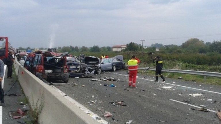 Български ТИР уби четирима в Гърция