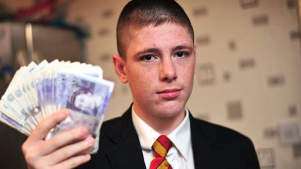 15-year-old-Tommie-Rose-a-student-at-Buile-Hill-High-in-Salford