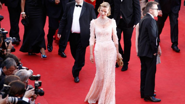 Не може и без Ева Херцигова