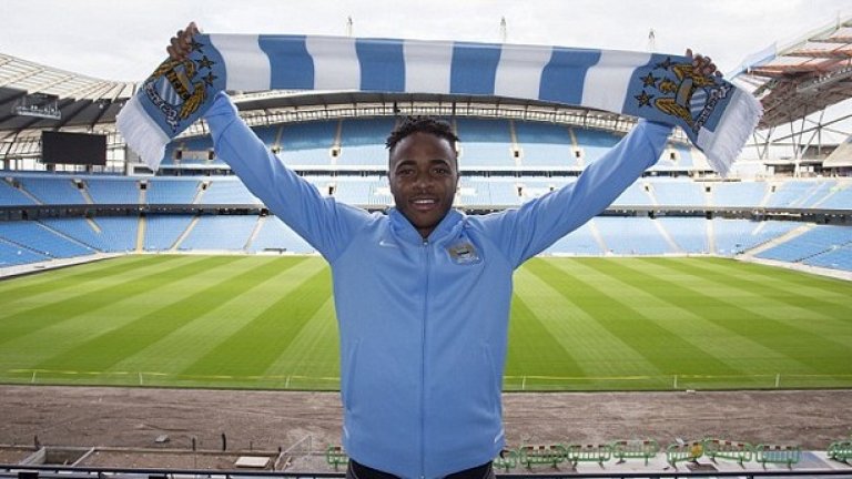 6. Рахийм Стърлинг - от Ливърпул в Манчестър Сити, 49 милиона лири.
Сделката на лятото дотук, но напрежението върху 20-годишния младеж е огромно. Все пак в дебюта си показа, че не се притеснява, вкара гол. Стърлинг има огромен потенциал и може да е силата, която да върне титлата на Сити.