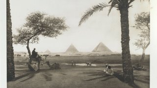 _Pyramids_of_Ghizeh.__1893