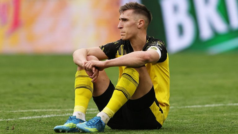 Реал може да привлече бранител от Дортмунд, но Байерн няма това право