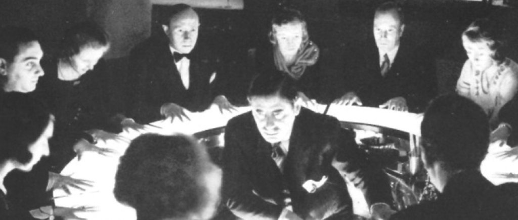 Erik_Jan_Hanussen_seance