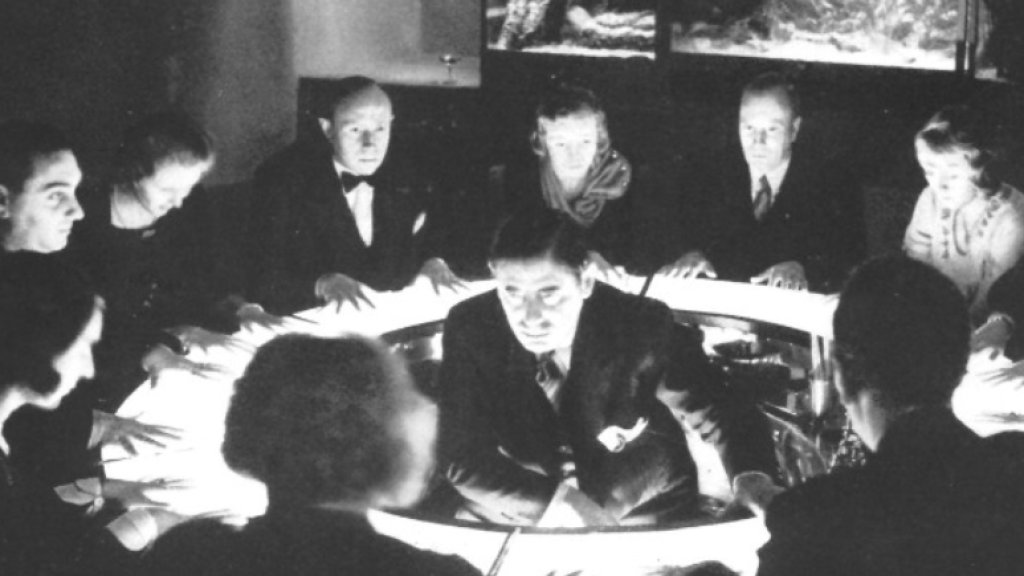 Erik_Jan_Hanussen_seance