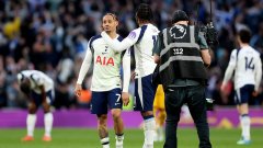 Брайтън изравни на Тотнъм в края и усложни положението на "шпорите"