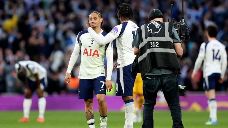 Брайтън изравни на Тотнъм в края и усложни положението на "шпорите"