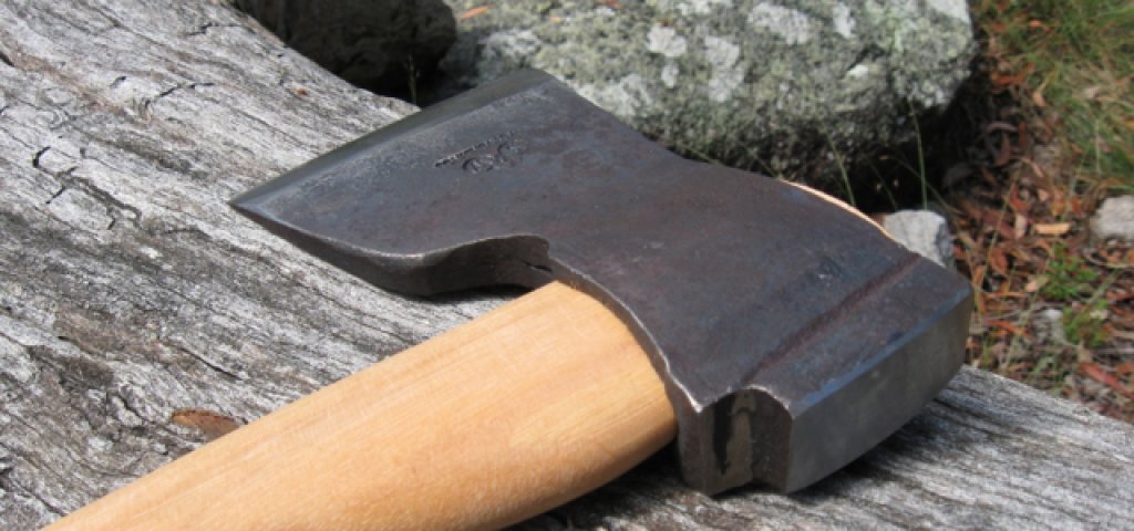 Carpenter's_axe