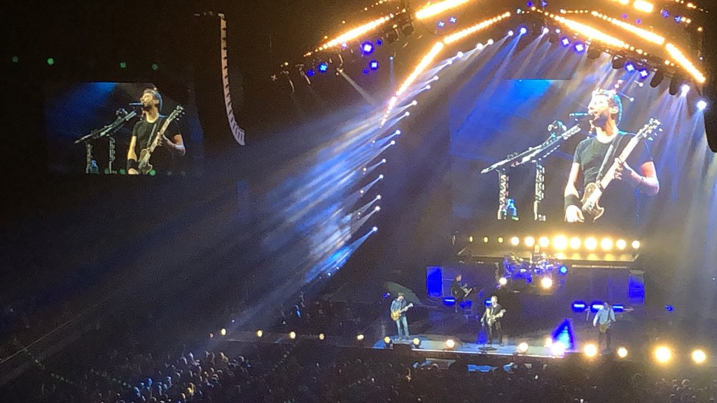1920px-Nickelback_in_Sydney