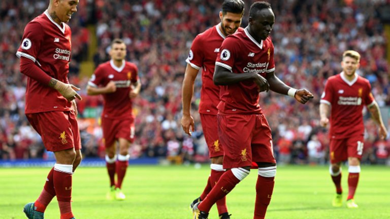 5. Садио Мане – новата звезда на мърсисайдци
И отново – Ливърпул не трябва да се страхува от продажбата на Коутиньо. Защото си има нова звезда в лицето на Садио Мане. Сенегалецът бе толкова добър в неделя, че представянето му на практика секна спекулациите около бъдещето на Алекс Окслейд-Чембърлейн и най-вероятно собственоръчно го остави в Арсенал. Разбирателството между Мане, Фирмино и Салах в предни позиции е впечатляващо, но класата на сенегалеца е нещото, което вдъхновява феновете на „Анфийлд”.